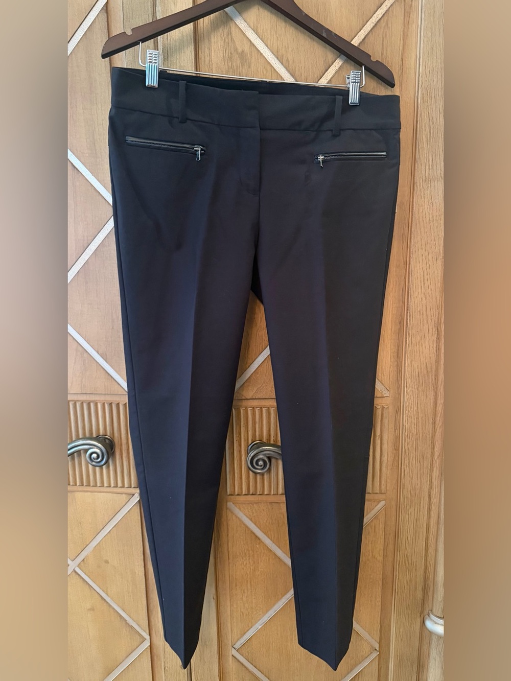 Ann Taylor Black Cropped Ankle Pants with Faux Leather Trim on Zip Pockets